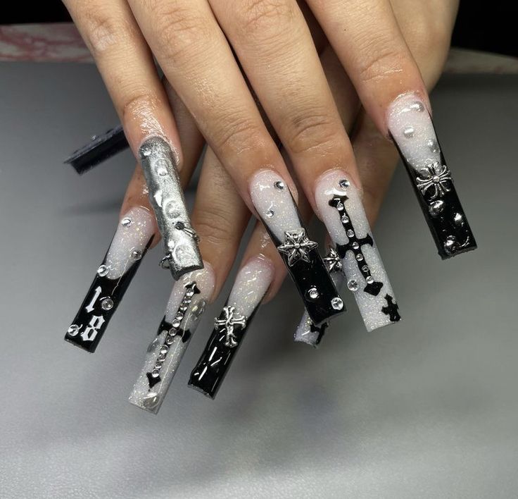 Long Nail Designs Jewels, Black Nails Edgy, Black And White Bling Nails, Black Goth Acrylic Nails, Nails Acrylic Jewels, Edgy Nails Grunge Coffin, Black And Silver Hair Short, Long Goth Nails, Gothic Nails Coffin