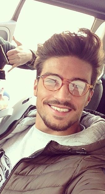 Facial Hair Men, Mens Facial Hair, Facial Hair Styles, Man With Glasses, Man Glasses, Hipster Hairstyles, Men's Facial Hair, Mens Frames, Ray Ban Wayfarer