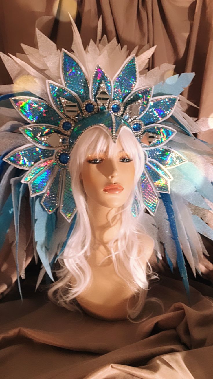 Making A Headdress, Carnaval Headpiece, Goddess Headpieces, Inca Goddess, Carnival Headpiece, Headdress Festival, Headdress Ideas, Space Fairy, Diy Headdress