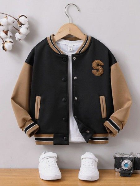 Varsity Jacket Outfit Mens, Mens Varsity Jacket, Varsity Jacket Design, Hoodie Flannel, Varsity Jacket Outfit, Boy Jacket, School Shirt Designs, Jacket Varsity, Jacket For Boys