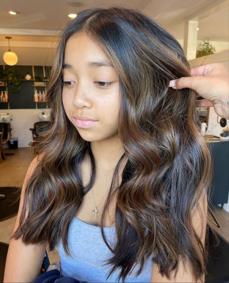 Indian Bayalage Hair, Partial Brown Highlights On Black Hair, Partial Balayage On Black Hair, Balayage Hair Indian, Partial Babylights On Dark Hair, Brown Highlights On Black Hair Indian, Caramel Partial Highlights, Brown Balayage Hair On Black Hair, Black To Brown Balayage