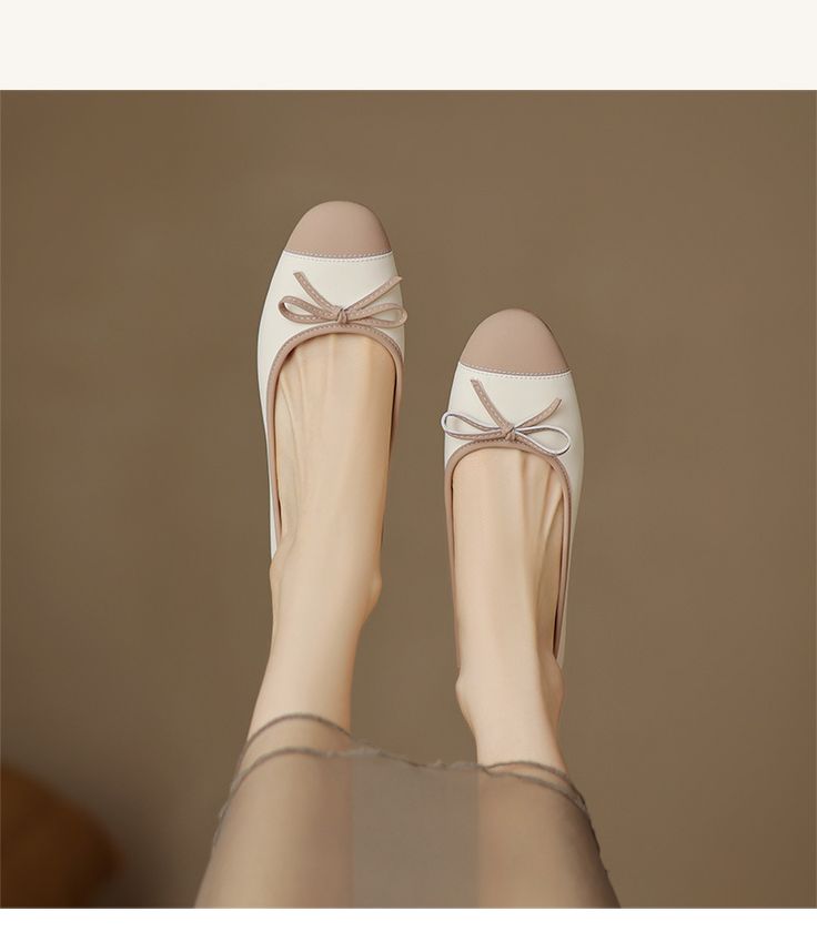 #Bow #ColorPop #Embellished #Minimalism #PumpsShoes #WomenShoes Elegant Shoes, Pumps Shoes, Heels Pumps, Pump Shoes, Block Heels, Rubber Sole, Fashion Shoes, Color Pop, Heel Height