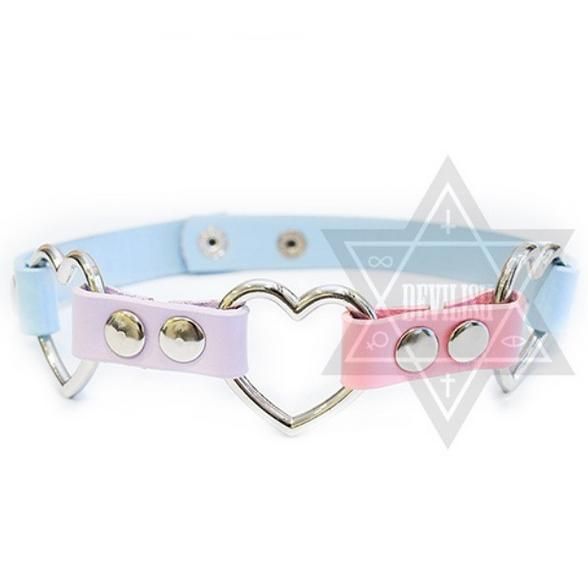 Pastel hearts choker · DEVILISH · Online Store Powered by Storenvy Pastel Aesthetic Outfit, Menhera Fashion, Pastel Goth Aesthetic, Pastel Accessories, Pastel Punk, Pastel Goth Fashion, Yami Kawaii, Kawaii Jewelry, Kawaii Accessories