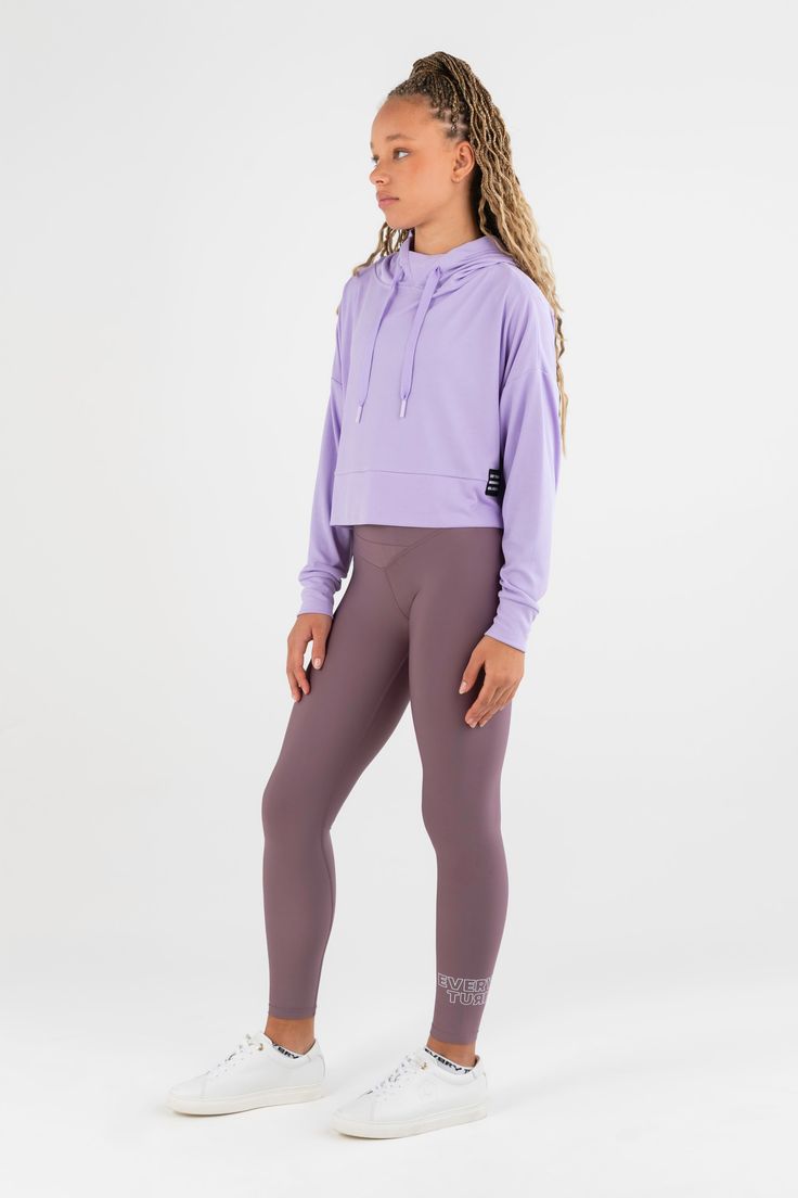 Who says hoodies are just for winter? The Snuggle Rib Hoodie in Lavender has the snuggle factor no matter the weather. Featuring a relaxed cropped style, it’s snuggly and cosy, yet lightweight and breezy. The ultimate loungewear essential.