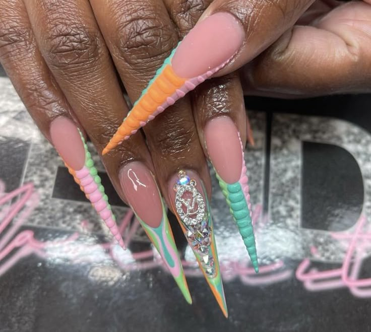 Gel Summer Nails, Basic Nail, Nails Kawaii, Stilleto Nails Designs, Spring Break Nails, Art 101, Long Stiletto Nails, Pointy Nails, Dark Academia Clothes