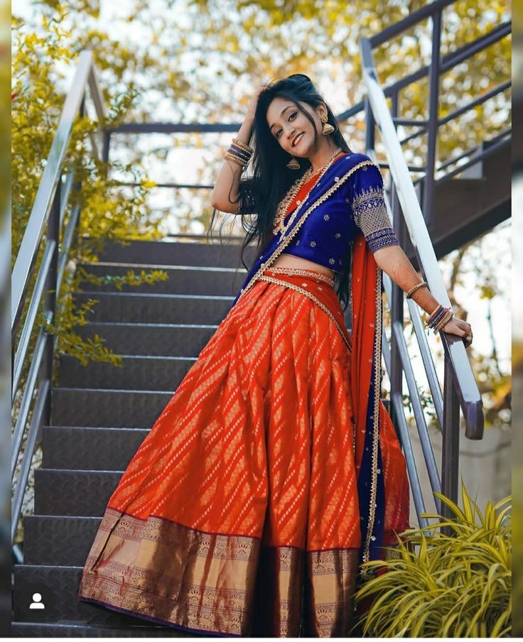 Poses In Half Saree, Photo Poses Traditional, Pattu Half Saree Designs, Pattu Half Saree, Half Saree Lehenga, Saree Draping, Lehenga Designs Simple, Lehenga Blouse Designs, Saree Poses