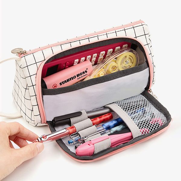 With this big and cute pencil bag organizer, you can now bring all of your beloved stationery to school!🤗. It looks even cuter when its belly is full! 🆕 Extra-long size is added! 🆕 New LIMITED editions are added!!😍 🆕 2 Waterproof DuPont washable material pencil cases are added 🆕 Pastel color added🌸 Features This cool large pencil pouch can store up to ~50 pens or pencils!🖍✏️🖌🖋🖊🔖📐📏✒️📎🖇✂️📌. The internal net pocket can store small stationery like an eraser or small note👝. A large Escuela Diy, Big Pen, Stationery Organizer, Canvas Pencil Case, Zipper Pencil Case, Pencil Case Pouch, College School, Stationery Storage, Stationery Organization