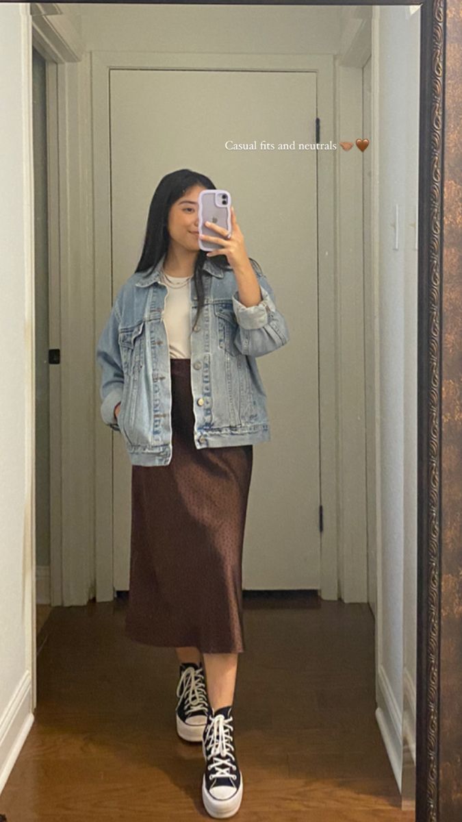 Mid Size Modest Outfits, Fall Pentecostal Outfits Casual, Modest Outfit Women, Penicostal Fashion, Modest Neutral Outfits, Rainy Days Outfit Aesthetic, Casual Pentecostal Outfits, Modest Outfit For Summer, Atum Aesthetic Outfits