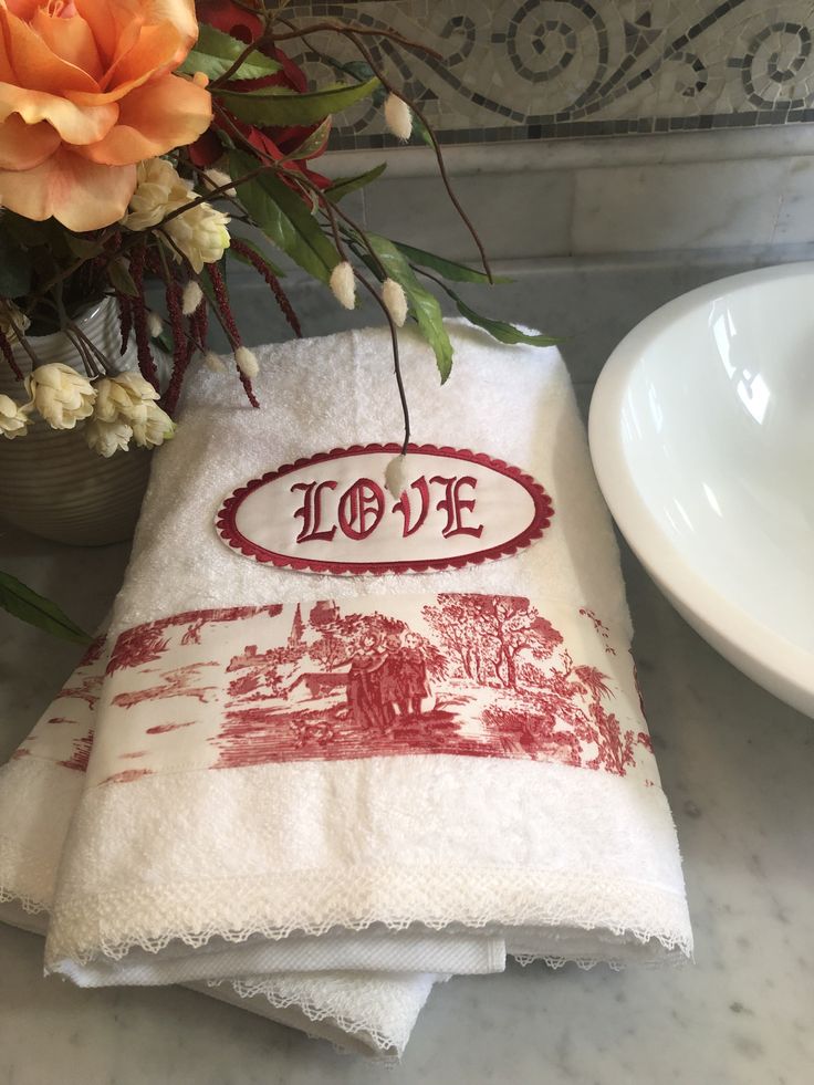 custom towel gifts Monogrammed Bath Towels, Toile Design, Monogrammed Hand Towels, Personalized Bath Towels, Red Toile, Monogram Towels, Toile Fabric, White Towels, Hand Towel