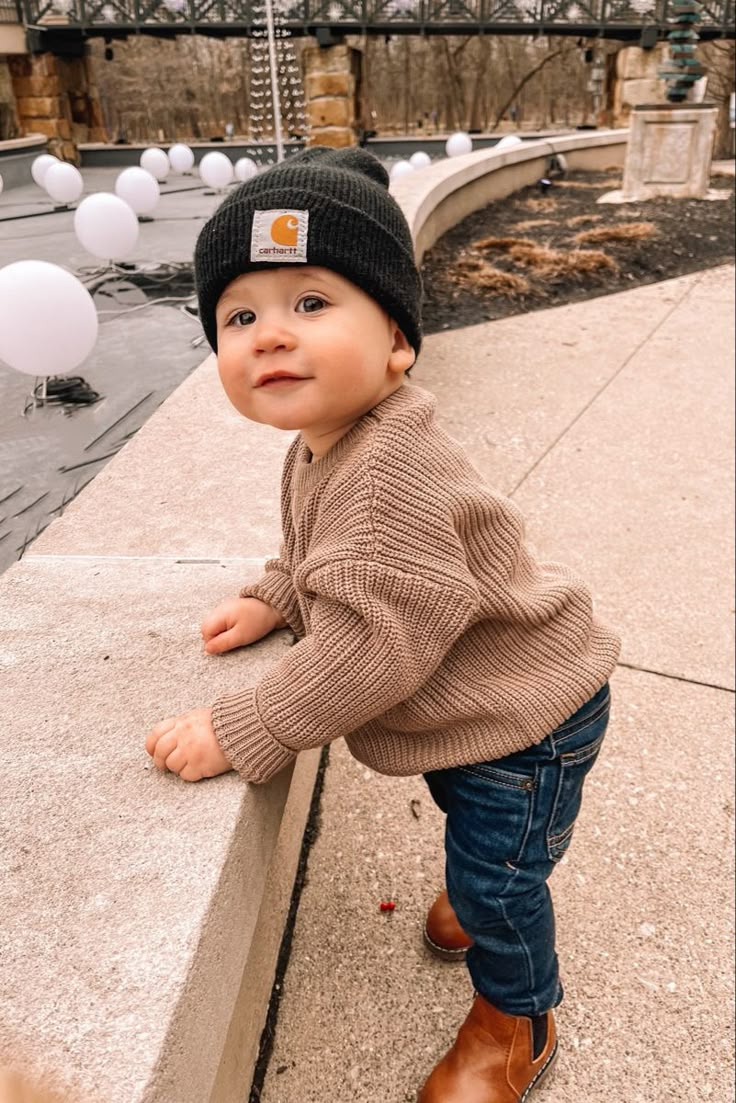 @whereyourheartisnow Boy Winter Outfits, Baby Boy Fall Outfits, Boys Winter Clothes, Baby Boy Winter Outfits, Boys Fall Outfits, Baby Boy Style