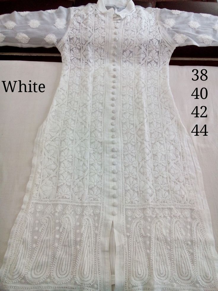 White Chikenwork Kurti, Chicken Kurti Designs Latest, Chikenwork Kurti Design, Chickenkari Kurti, Lace Designs On Suits, Casual Outfit Summer, Fancy Gown, Summer Outfits Casual, Lace Suit