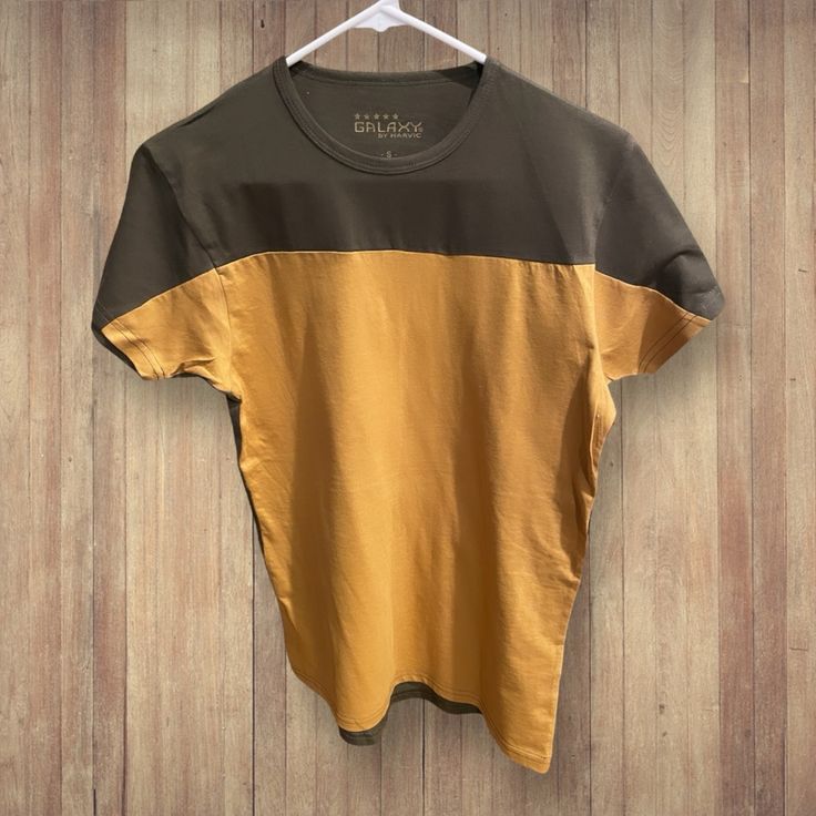 Brand New Galaxy T Shirt Casual Color Block Crew Neck T-shirt, Casual Green Color Block T-shirt, Casual Color Block Short Sleeve T-shirt, Casual Cotton Color Block Tops, Casual Crew Neck Color Block T-shirt, Relaxed Fit Color Block T-shirt With Crew Neck, Graphic Tee Color Block Cotton T-shirt, Color Block Graphic Tee Cotton T-shirt, Color Block Cotton Graphic Tee