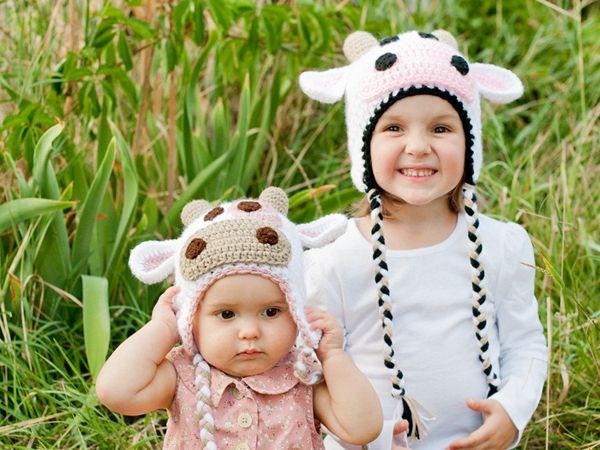 Cow Hat Crochet Pattern Crochet Cow Hat Pattern, Crochet Cow Hat, Cow Hat, Cow Outfits, Toddler Patterns, Crochet Kids Hats, Hat Patterns Free, Crochet Knit Hat, Crochet Cow