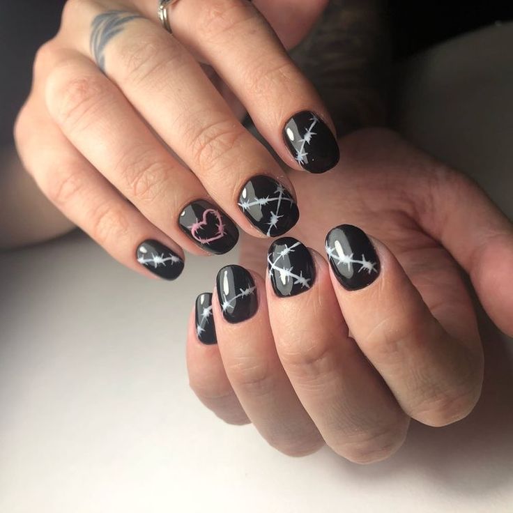 Short Nail Goth Designs, Masculine Nail Ideas, Short Grunge Nails, Goth Nails Short, Goth Short Nails, Short Goth Nails, Rock Nails Grunge, Male Nails, Rock Nails