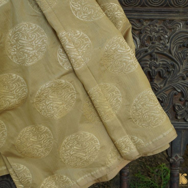 Category: Pure Katan Silk Fabric Khinkhwab brings you beautiful fabrics and yardage from Banaras. You can turn these beautiful fabrics into a traditional blouse, Indian kurta or a western jacket. For Blouse you need 1 meter of fabric, for kurta you need 3 meters, for jackets you need 2 meters of fabric. Pair these beautiful fabrics with your Banarasi sarees and dupattas and add more glamour to it. Fabric: Katan, a thread, prepared by twisting different numbers of silk fabrics as per requirements Luxury Katan Silk Fabric For Eid, Luxury Katan Silk Traditional Fabric, Luxury Katan Silk Fabric With Zari Embroidery, Banarasi Fabric, Blouse Indian, Indian Kurta, Western Jacket, Dupion Silk, Katan Silk