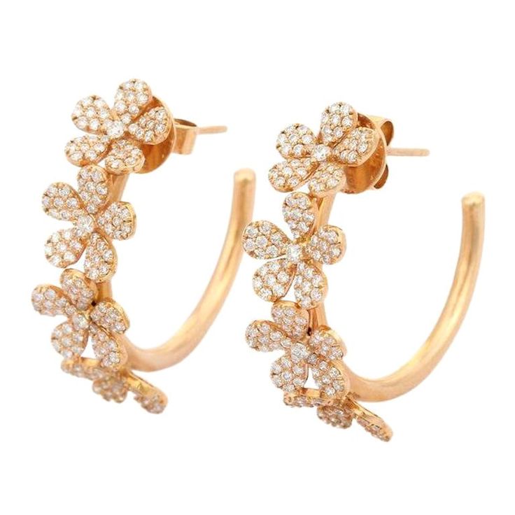 Beautiful solid gold and precious stones exquisitely crafted by hand. Designed with love, including handpicked luxury Gemstones for each designer hoop earrings. You shall need Floral Earrings to make a statement with your look. These earrings create a sparkling, luxurious look featuring floral cut. If you love to gravitate towards unique styles, this piece of jewelry is perfect for you. PRODUCT DETAILS :- > Material - 18K solid rose gold > Gemstone - Diamond > Gemstone Weight - 1.79 ct > Gemston Modern Hoop Earrings, Flower Hoop Earrings, Gold Diamond Hoop Earrings, Ruby Earrings Studs, Ruby Earrings, Diamond Hoop Earrings, Gold Flower, Stunning Earrings, Lovely Jewellery