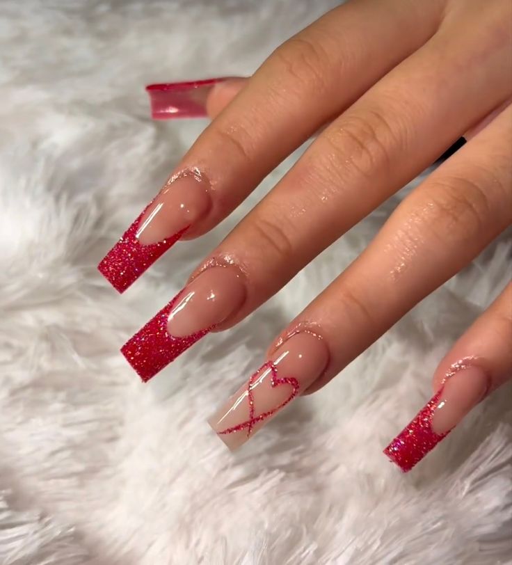 Red Sparkle Nails, Red Acrylic Nails, Nail Designs Valentines, Red Nail Designs, Acrylic Nails Coffin Pink, Unique Acrylic Nails, Christmas Nails Acrylic, Acrylic Nails Coffin Short, Pink Acrylic Nails