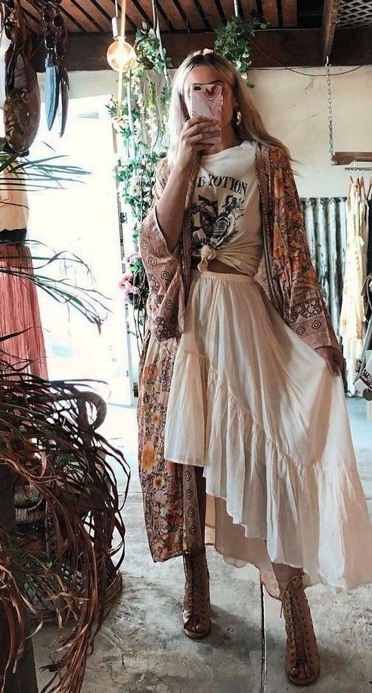 Looks Hippie, Look Hippie Chic, Stile Boho Chic, Look Boho Chic, Estilo Hippy, Mode Hippie, Hippie Clothes, Estilo Hippie, Boho Style Outfits