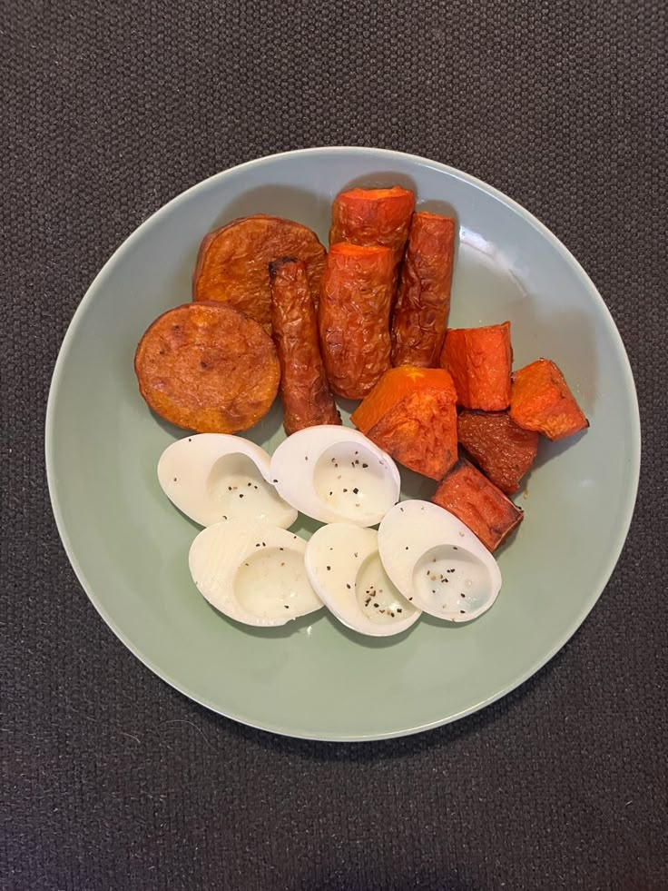 Egg white 
Sweet potato 
Carrot
Squash
Pumpkin 
Lunch
Dinner
Low calorie 200 Cal Dinner, 100 Cal Dinner, Low Cal Snacks Ed, Ed Dinner, Ortho Meals, Meal Inspo Low Cal, Easy Low Cal Recipe, Low Cal Snack, Low Cal Recipe