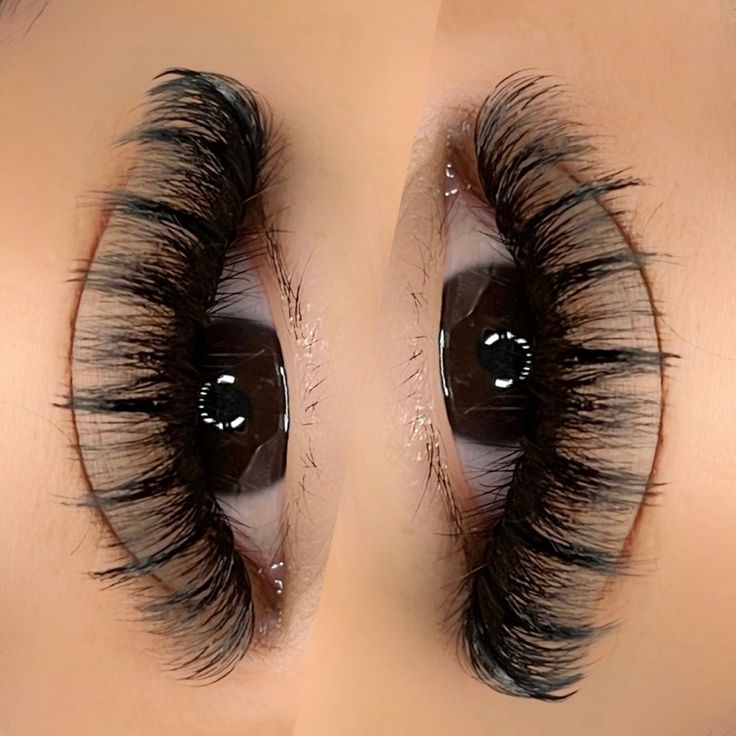 Doll Eye Wispy Lash Extensions, Types Of Eyelash Extensions Styles Wispy, 16mm Lash Extensions, Open Eye Lashes, Open Eye Lash Extensions Mapping, Wispy Spike Lash Extensions, Spike Eyelash Extensions, Spiky Wispy Lash Extensions, Wispy Hybrid Lash Extensions With Spikes