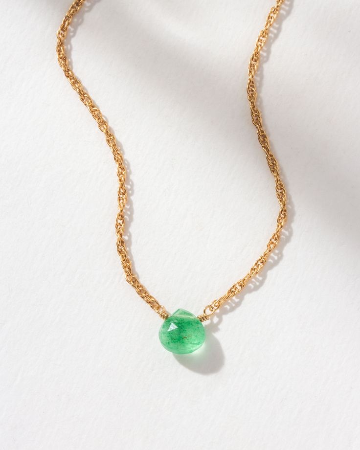 Celebrate August's alternative birthstone with our enchanting Green Aventurine collection. We offer a variety of styles to ensure you find just the right piece to love. Choose from multiple designs and discover the one that perfectly matches your taste and individuality, a piece that speaks to you or your loved one. Dainty enough for layering or vibrant enough to wear solo, this necklace captures the essence of Green Aventurine’s beauty and charm. Front Back Earrings, Chic Brides, Capricorn And Aquarius, Druzy Quartz, Minimalist Chic, Taurus And Gemini, Zodiac Necklaces, Crystal Decor, July Birthstone