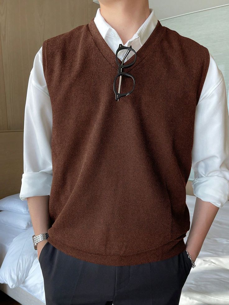 Men Solid Color Knitted Vest For Summer Coffee Brown Casual  Sleeveless Knitwear Plain  Slight Stretch Summer Men Clothing, size features are:Bust: ,Length: ,Sleeve Length: Formal Male Attire, British Clothing Men, Dark Academia Sweater Men, Scottish Mens Fashion, Gilet Men Outfits, Plus Size Male Outfits Aesthetic, Dark Cottagecore Outfits Men, Japanese Streetwear Fashion Men, Nerdy Mens Fashion