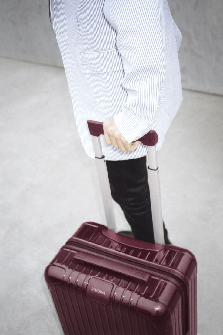 Rimowa Collaboration, Rimowa Suitcase, Purple Suitcase, Rimowa Essential, Rimowa Luggage, Majestic Landscape, Airport Pictures, Hard Shell Luggage, Checked Luggage