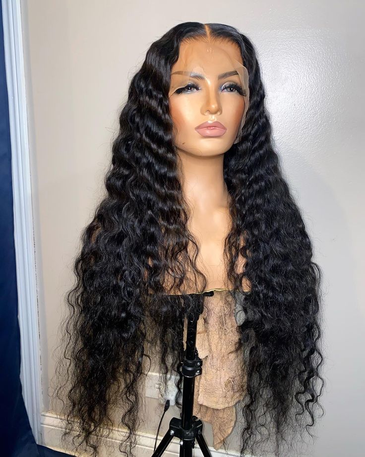 Wigs For Black Women On Mannequin, Loose Wave Frontal Wig, Water Wave Frontal Wig, Bob Body Wave, Wigs Collection, Black Hair Wigs, Deep Wave Wig, Good Quality Wigs, Feed In Braids Hairstyles