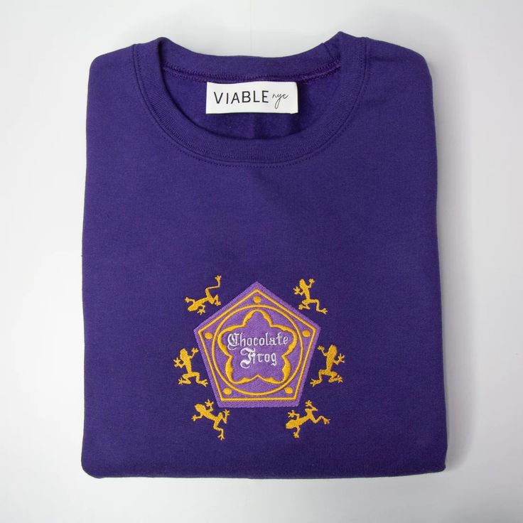 Chocolate Frog Box from Harry Potter Embroidered Crewneck – Viable NYC Frog Box, Innocence Project, Chocolate Frog, Harry Potter Sweatshirt, Harry Potter Outfits, Disney Designs, Embroidery Sweatshirt, Embroidered Crewneck, Embroidered Sweatshirts