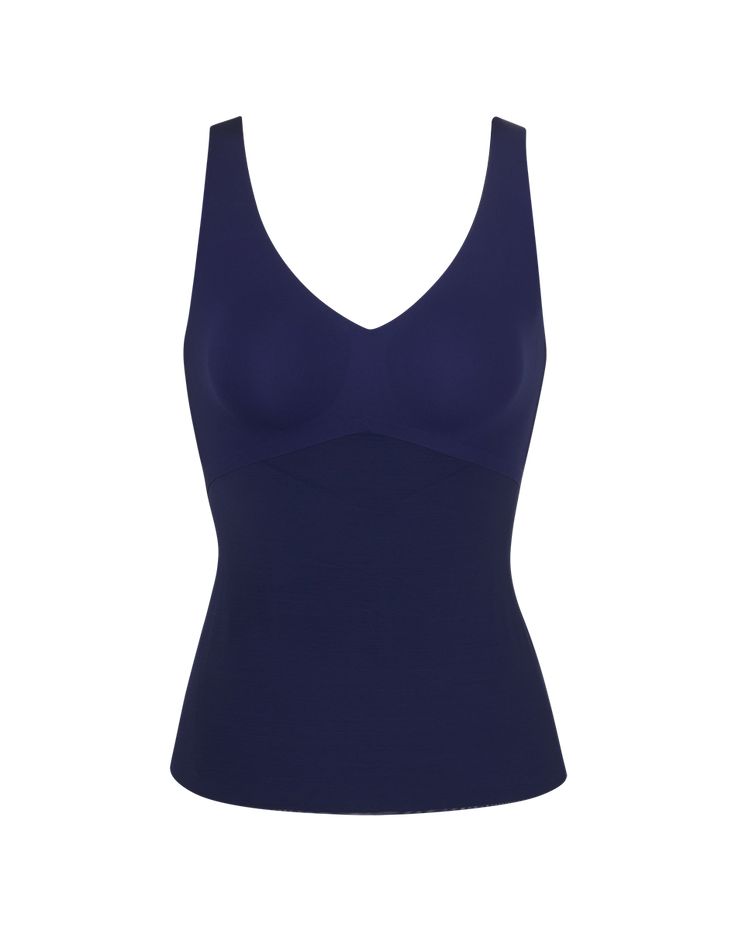 Honeylove's LiftWear Tank: The world's smartest tank lets you ditch the bra. Built-in bust support provides a gentle lift, and our back-smoothing design eliminates bra bulge. Honeylove, LiftWear Tank Top for Women in Vamp (Black), Size: Large Wedding Bra, Shapewear Tops, Cami Bodysuit, Tank Top For Women, Weekend Outfit, Plus Size Top, Top For Women, Long Shirt, New Wardrobe