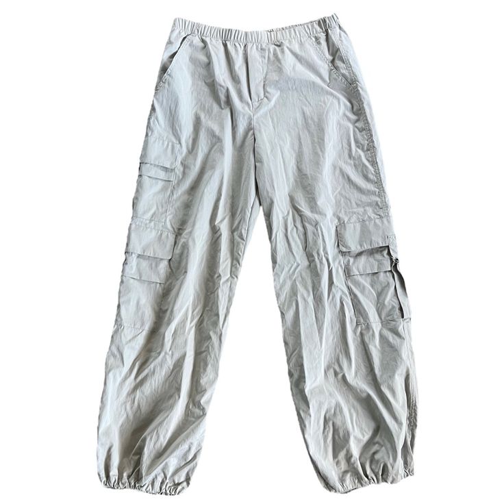 Brand New Perfect Condition, Waist Is Stretch And 24 Inches, Inseam 13 Inches (All Measurements Are Taken Flat And Are Approximate) Casual Gray Zara Bottoms, Zara Casual Gray Bottoms, Casual Zara Pants For Streetwear, Zara Relaxed Fit Bottoms For Streetwear, Zara Casual Parachute Pants With Cargo Pockets, Zara Casual Cotton Parachute Pants, Casual Cotton Parachute Pants By Zara, Zara Cargo Pants, Cargo Pants Color