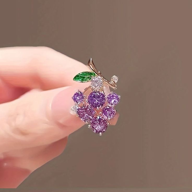 Simulated Amethyst Fashion Brooch Purple Amethyst Brooch For Gift, Purple Amethyst Brooch As A Gift, Lavender Brooch Jewelry As A Gift, Purple Amethyst Brooch, Purple Brooch Jewelry Gift, Purple Grapes, Green And Purple, See Photo, Grapes