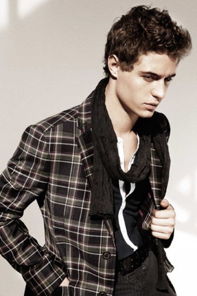 Max Irons Max Iron, Max Irons, Male Characters, Mens Style, Red Riding Hood, Man Crush, Celebrities Male, Cinematography, Favorite Celebrities