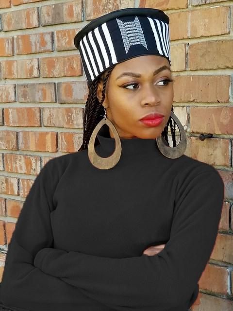 Modern Xhosa Attire, African Head Dress, Xhosa Attire, Map Of Africa, Dressy Hats, African Hats, African Accessories, Head Wrap Styles, African Inspired Clothing