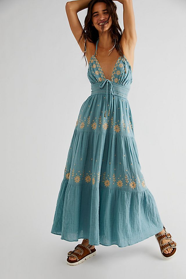 Backless Dress Summer, Flower Skirt, Backless Maxi Dresses, Maxi Robes, Club Party, Summer Maxi Dress, Summer Clothes, Types Of Skirts, Embroidered Dress