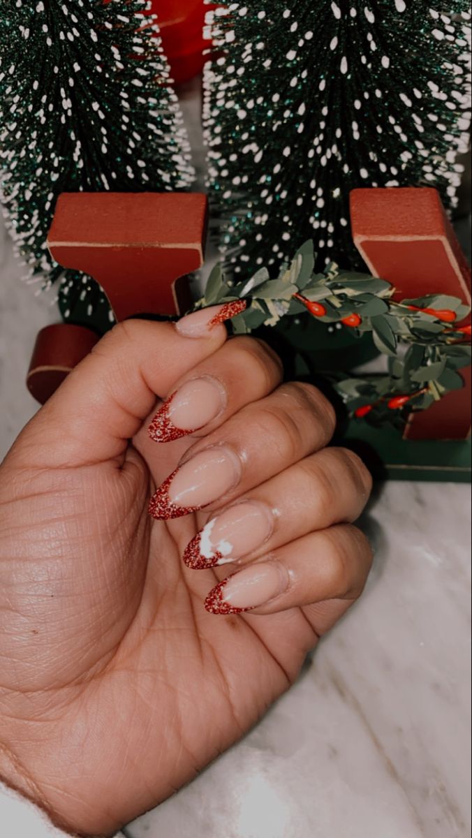 Nail Sets Christmas, Santa Hat Almond Nails, Chri Stmas Nails, Christmas Alomd Nails, Christmas Western Nails, Christmas Hat Nails, Cowboy Christmas Nails, Pre Christmas Nails, Christmas Nails Almond Shape