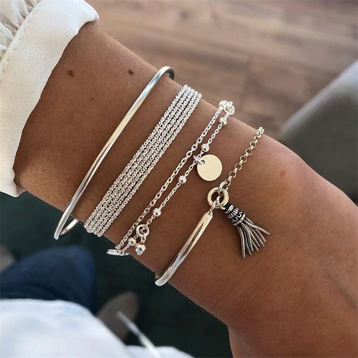 Gender:Women's; Quantity:4pcs; Theme:Vintage Theme; Shape:Oval; Style:Punk,Simple,Fashion,Tassel; Jewelry Type:Vintage Bracelet,Chain Bracelet; Occasion:Date,Daily,Gift,Sport,Office; Material:Alloy; Length of Bracelet:20; Design:Thick Chain; Listing Date:06/13/2023 Sequin Bracelet, Bijoux Art Nouveau, Bangle Bracelet Set, Tassel Bracelet, Bohemian Bracelets, Layered Bracelets, Crystal Charm, Bellini, Bangle Set