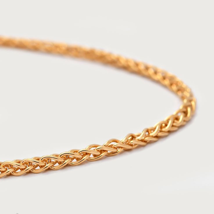 The Signature Spiga Chain by Rachel Galley is crafted with a sterling silver, featuring a wheat link design for a unique accessory. This sophisticated piece is perfect for layering necklaces and wearing with pendants. Measuring 20 inches in length with a lobster clasp, this chain ensures a secure fit. Classic Wheat Chain Necklace As Gift, Classic Wheat Chain Necklace For Gift, Classic Rope Chain Necklace With Lobster Clasp As Gift, Classic Rope Chain Necklace With Wheat Link, Classic Link Necklace With Wheat Chain, Minimalist Everyday Necklace With Wheat Chain, Minimalist Wheat Chain Necklace For Everyday, Formal Wheat Chain Link Necklace, Minimalist Everyday Wheat Chain Necklace