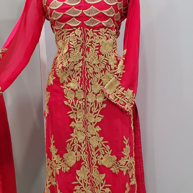 Gorgeous Heavy Embroidery Carrot Colored Long Dress Semi-stitched Gold Embroidery Dresses For Reception, Semi-stitched Pink Floral Embroidered Dress, Semi-stitched Pink Dress With Floral Embroidery, Long Anarkali Dress With Floral Embroidery, Elegant Semi-stitched Dress With Gold Embroidery, Elegant Red Fitted Embroidered Fabric, Elegant Fitted Red Embroidered Fabric, Bollywood Style Georgette Dresses With Gold Embroidery, Festival Georgette Dresses With Floral Embroidery