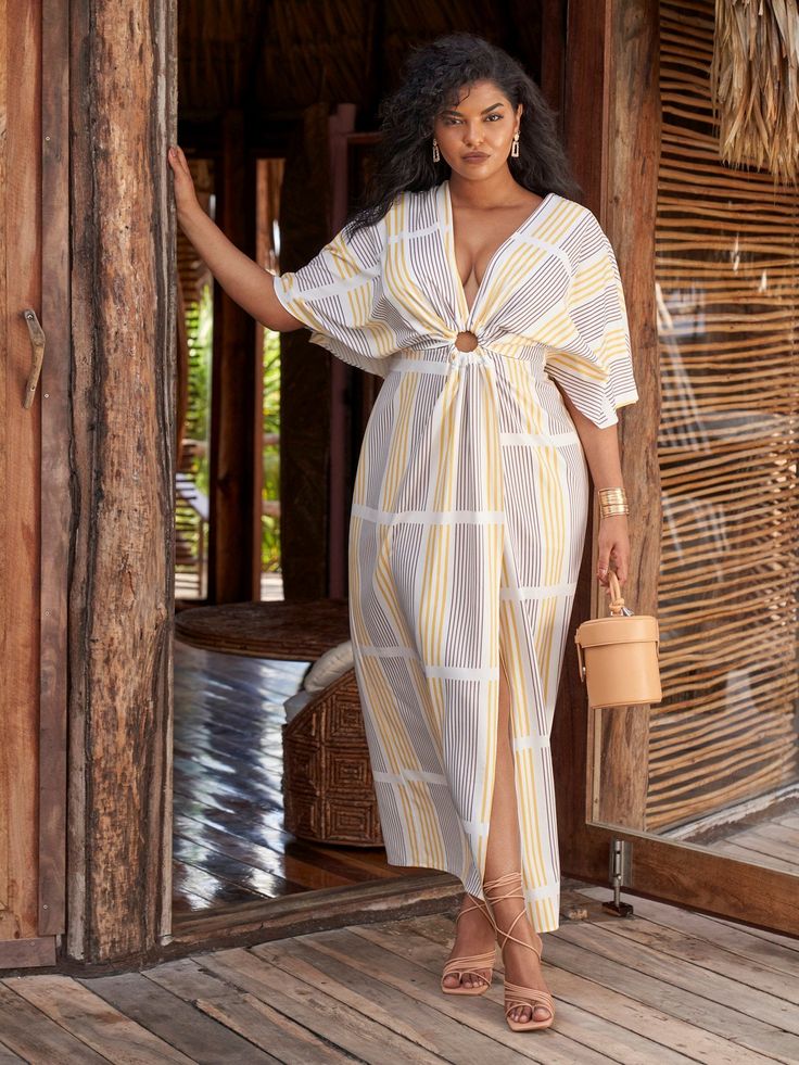 Plus Size Gabriella Striped Maxi Dress | Fashion to Figure Plus Vacation Outfits, Casual Birthday Outfit Summer, Curvy Body Outfits, Summer Dresses For Curvy Women, Plus Size Summer Outfits Black Women, Ibiza Fits, Plus Size Vacation Outfits, Peace Era, Elegant Plus Size Dresses