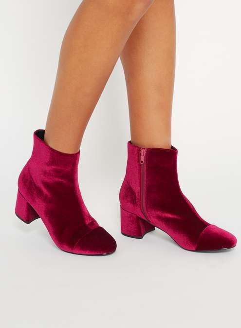 Pink Velvet Boots, Velvet Ankle Boots, Velvet Boots, Flatform Sandals, Ballet Pumps, Pink Velvet, Cowgirl Boots, Boot Sandals, Miss Selfridge