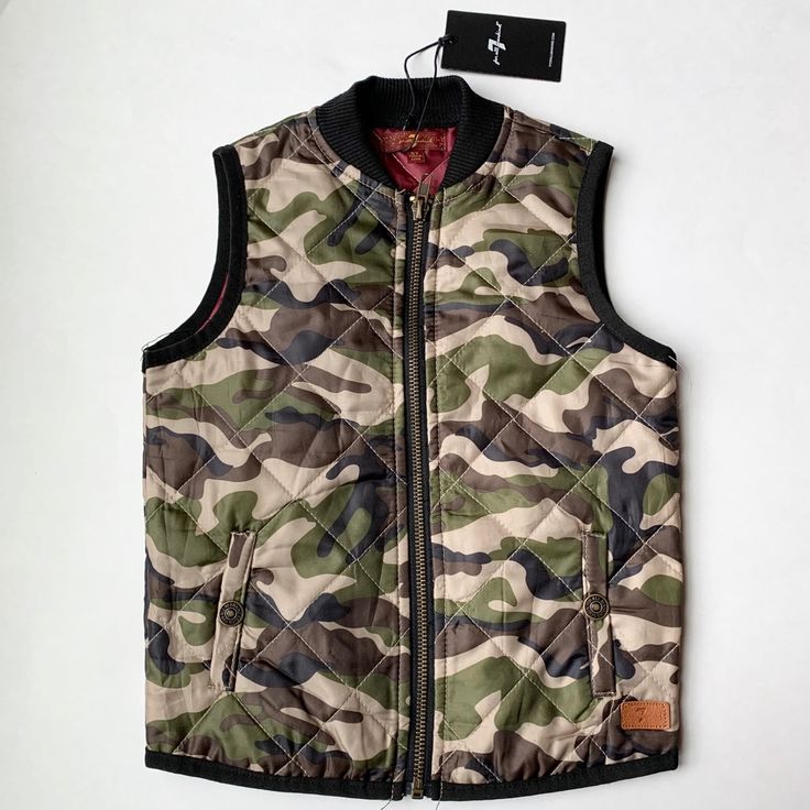 Cute Quilted Camouflage Vest For Kids Has A Front Zipper And 2 Snap Pockets Camouflage Cotton Outerwear For Streetwear, Camo Quilt, Kids Puffer Vest, Baby 12 Months, Toddler Vest, Vest Layering, Red Puffer Vest, Navy Vest, Jean Jacket Vest