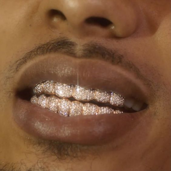 Diamond Grillz Aesthetic, Men Grills, Grillz Aesthetic, Open Face Grillz, Mouth Grills, Pretty Teeth, Dental Jewelry, Grillz Teeth, Diamond Grillz