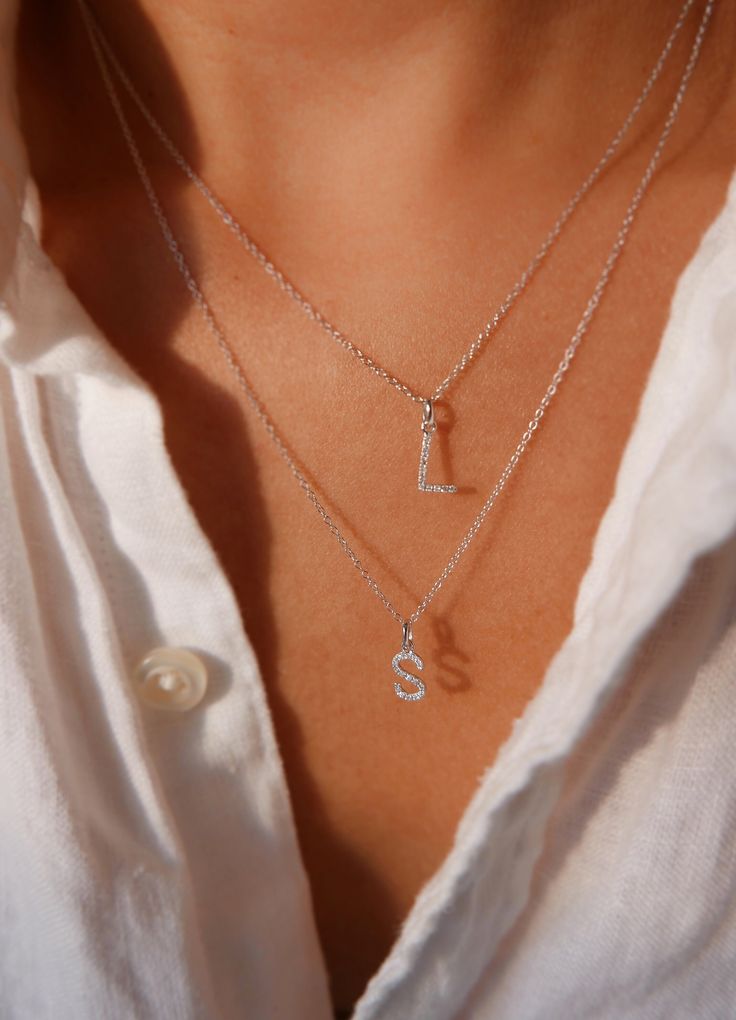 "14k solid gold & diamond initial pendant on a dainty 1.1mm cable chain. Listing is for one (1) individual chain and one (1) diamond letter pendant. CONTENTS Chain: -Material: 14k solid gold * Yellow Gold * White Gold * Rose Gold -Chain is 1.1mm width with a spring clasp -Available in 16\" or 18\" Diamond Initial Pendant: -Size: 7x8mm -Diamond carat weight: Approx. 0.08 -Diamond quality: VS ☆ Made to Order in Los Angeles ☆ All personalize jewelry is FINAL SALE ☆ Comes gift ready in our signa Thick Gold Chain Necklace, Gold Letter Pendants, Pendant Necklace Diamond, 3 Layer Necklace, Gold Disc Necklace, Diamond Initial Necklace, Thick Chain Necklace, Pendant Diamond, Layered Necklace Set