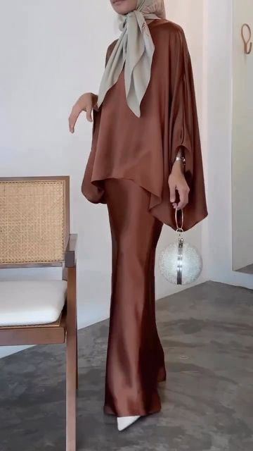 New Party Wear Dress, Raya 2023, Eid Fashion, Modest Women, Abaya Design, Modest Casual Outfits, 2023 Design, Blouse Casual Fashion, Classy Dresses