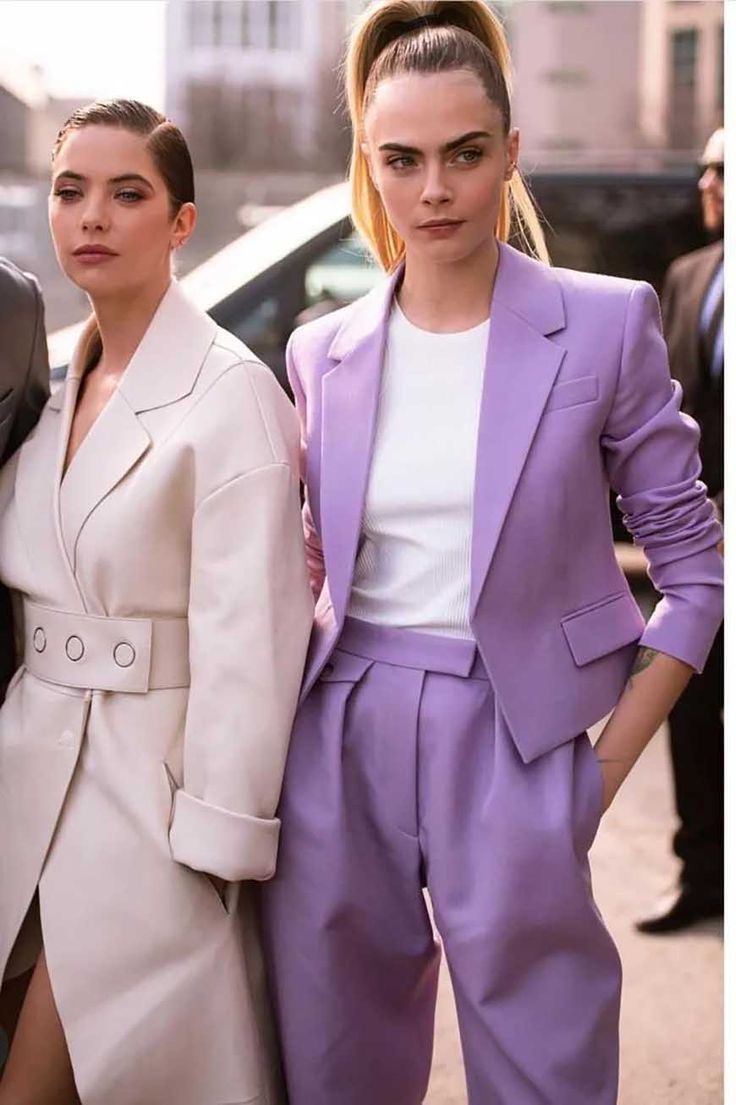 How to Wear Purple in Style 2020 Purple Fashion Outfit, Lavender Suit, Purple Suit, Woman In Suit, Woman Suit, Purple Blazer, Burgundy Outfit, Blazer Outfits For Women, Purple Suits