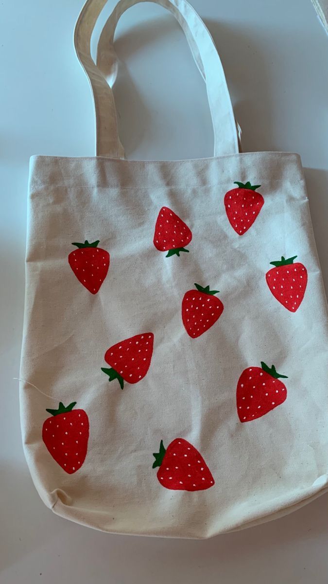 Bags, clouth, strawberries 🌈☀️ ~ Follow me for more bags ideas 🫶🏻 Canvas Tote Bag Painting Ideas, Cute Painted Tote Bags, Painting A Tote Bag, Tote Bag Designs Paint, Painted Tote Bags Ideas, Tote Bags Painting Ideas, Tote Bag Design Paint, Tote Bag Ideas Paint, Tote Painting Ideas