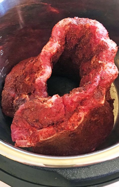 the bundt cake is ready to be cooked in the crock pot for dinner