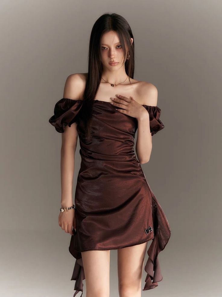 Brown Performance Outfit, Concert Style, Preformance Outfits, Brown Dresses, Concert Fashion, Dress Women Elegant, Stylish Party Dresses, Pretty Prom Dresses, Simple Trendy Outfits