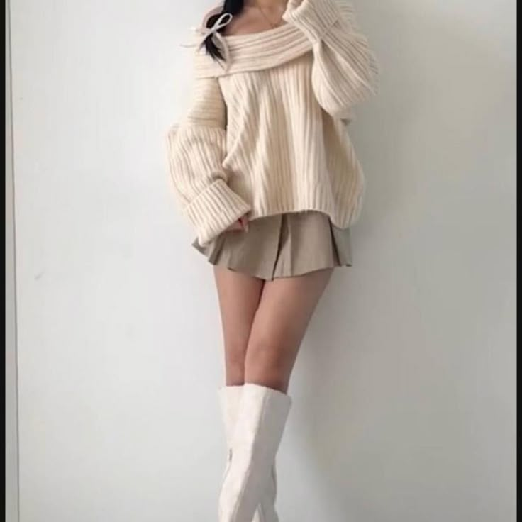 Tan trendy skirt
Size XS
Forever 21
First pic for inspo Winter Fits, Feminine Outfit, 가을 패션, Outfit Inspo Fall, Korean Outfits, Girly Outfits, Kpop Outfits, Winter Fashion Outfits, Outfits Casuales